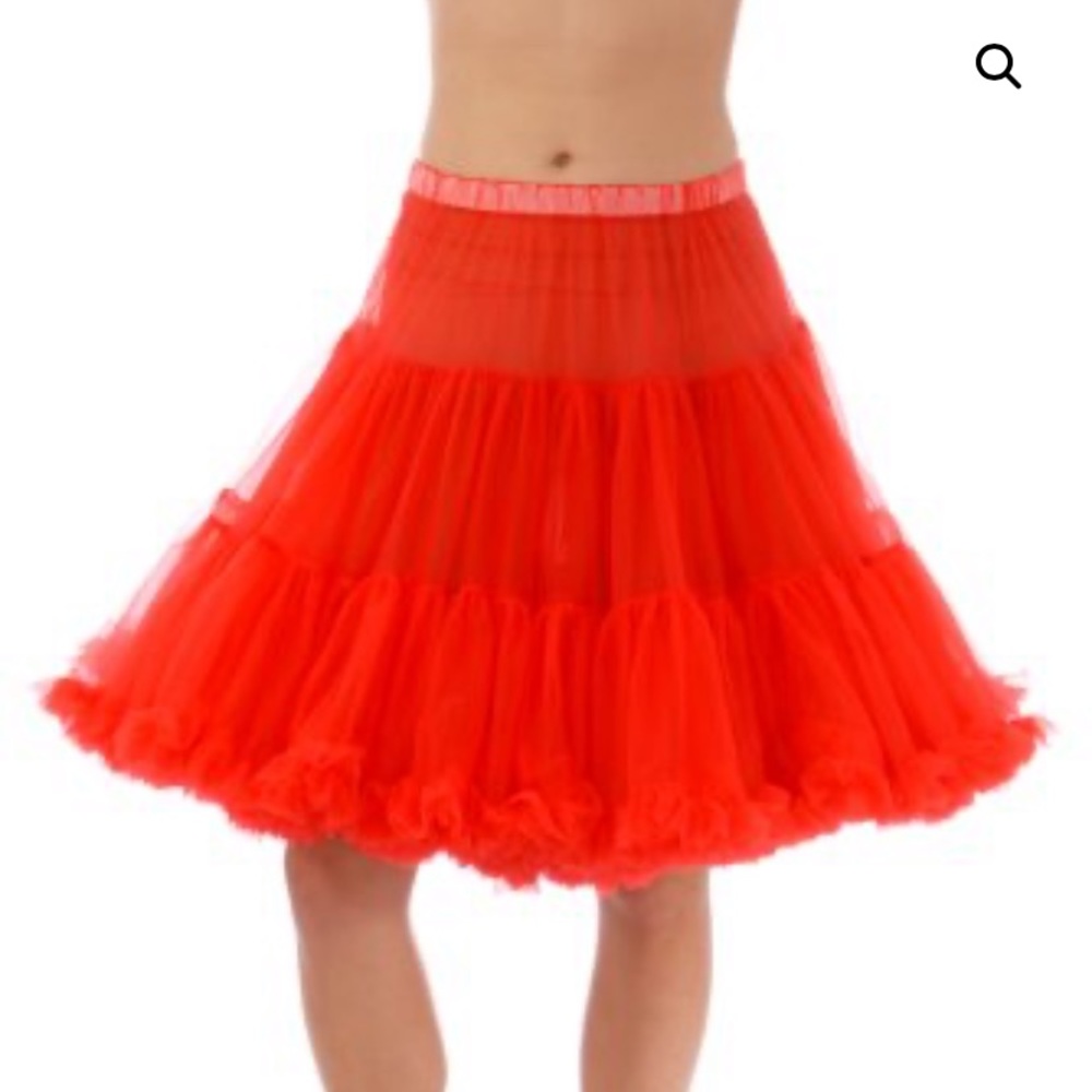 Malco Modes Jennifer perticoat